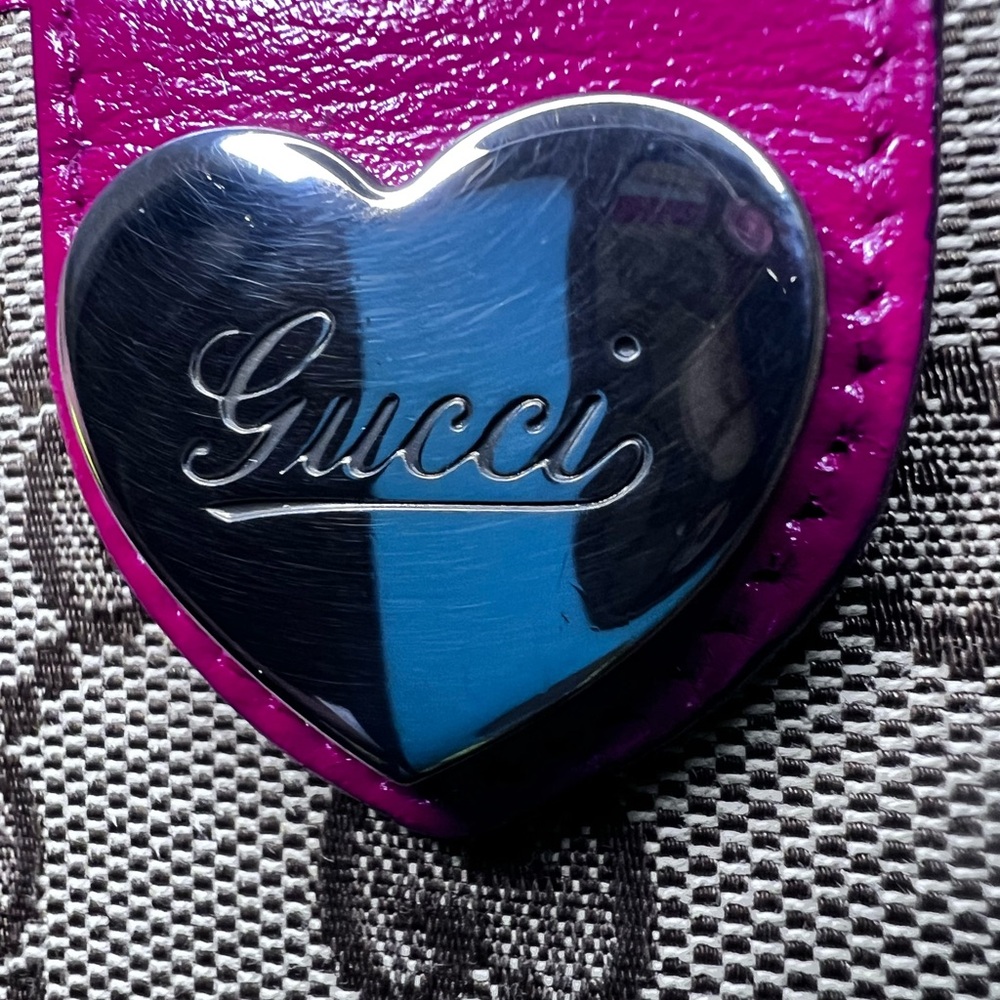 Gucci Beige and Magenta  Women's Wallet - Picture 2 of 13